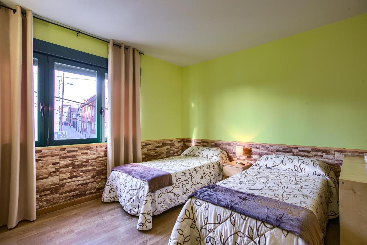 Apartamentos Barajas Мадрид Экстерьер фото