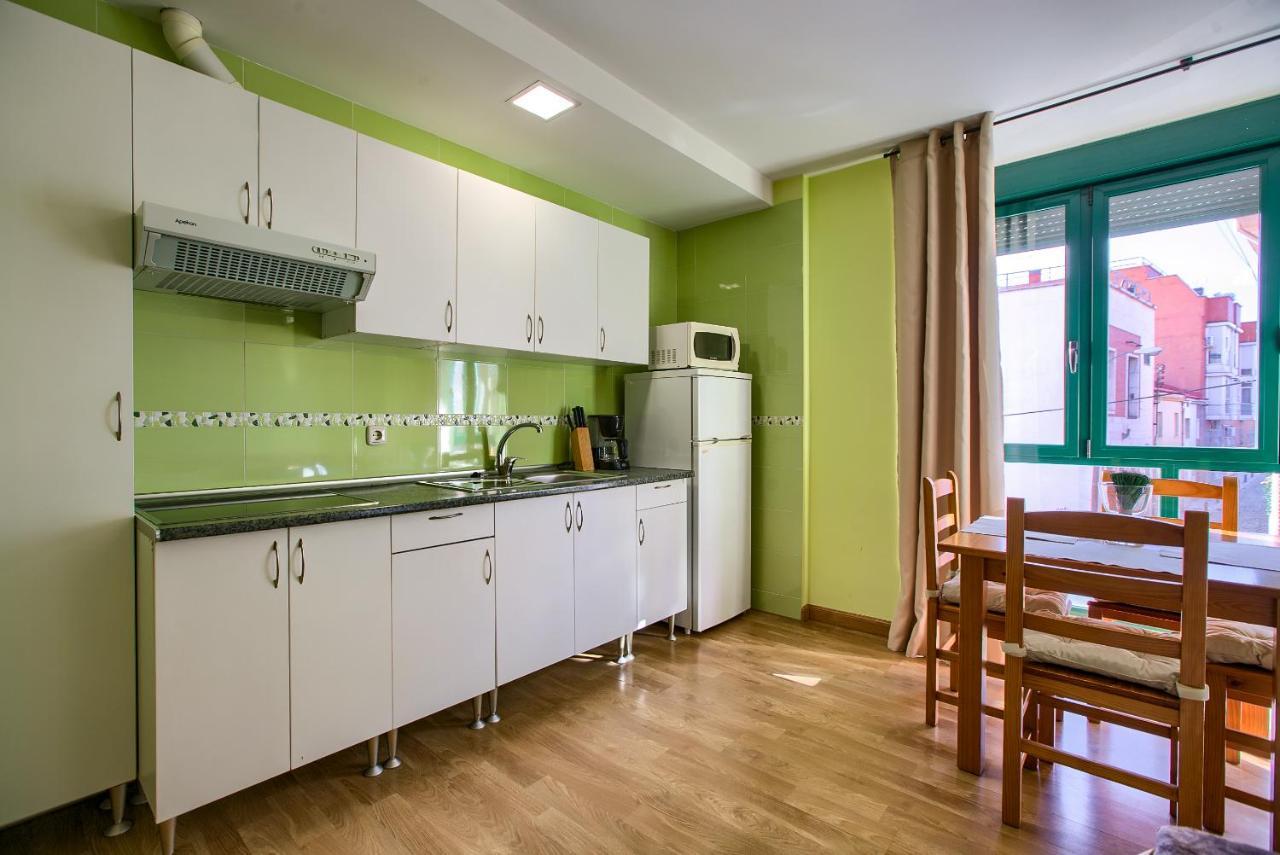 Apartamentos Barajas Мадрид Экстерьер фото