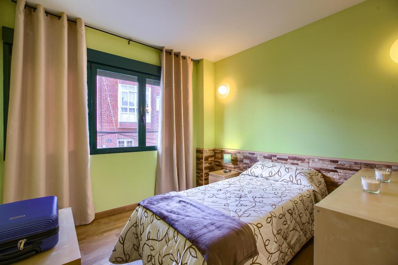 Apartamentos Barajas Мадрид Экстерьер фото