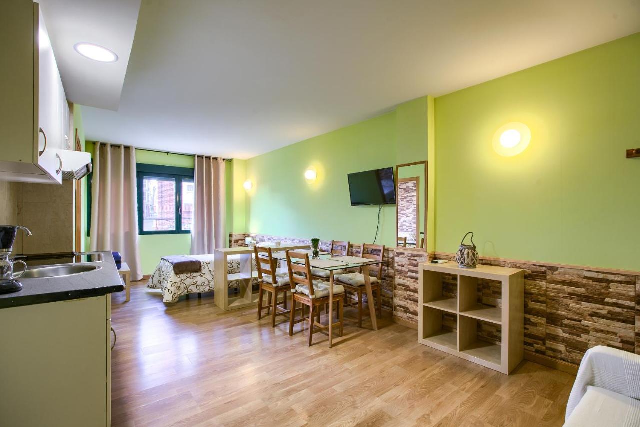 Apartamentos Barajas Мадрид Экстерьер фото