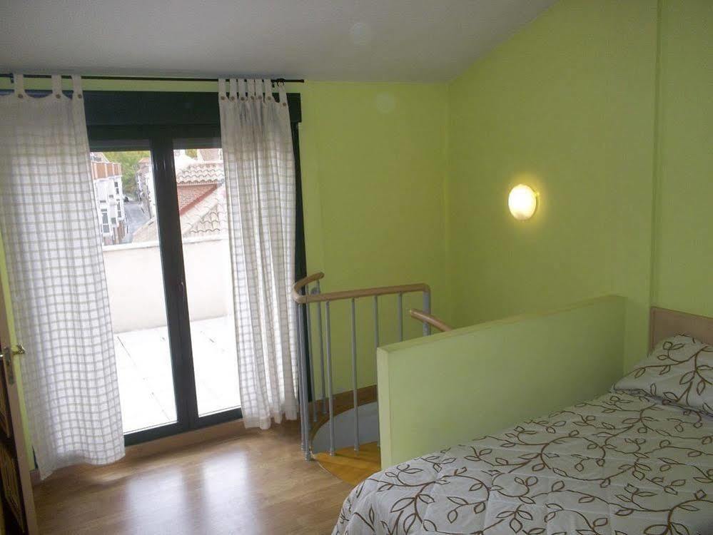 Apartamentos Barajas Мадрид Экстерьер фото