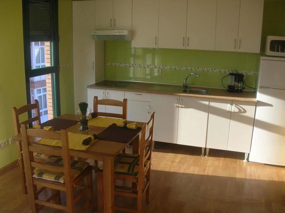 Apartamentos Barajas Мадрид Экстерьер фото